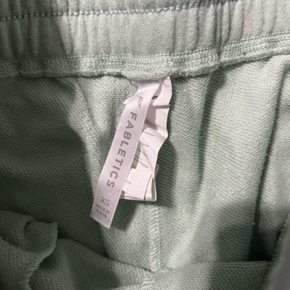 Mint Green Blue Fabletics Jogger Sweatpants | Go To Classics | Size XS Womens - Picture 4 of 4